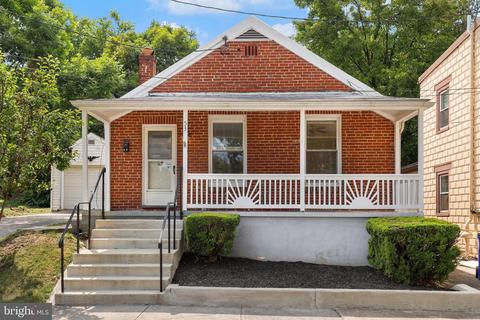 53 Winchester St, Frederick, MD 21701