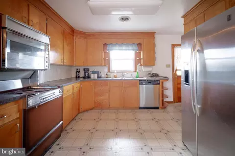 10 Frederick Ave, Frederick, MD 21701 photo 19