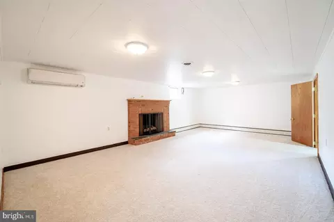 10 Frederick Ave, Frederick, MD 21701 photo 25
