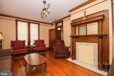 122 E Main St, Middletown, MD 21769 photo 12