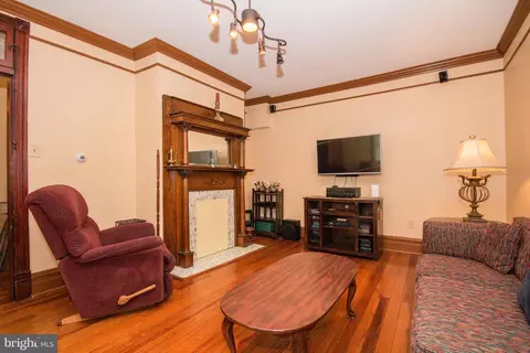 122 E Main St, Middletown, MD 21769 photo 11