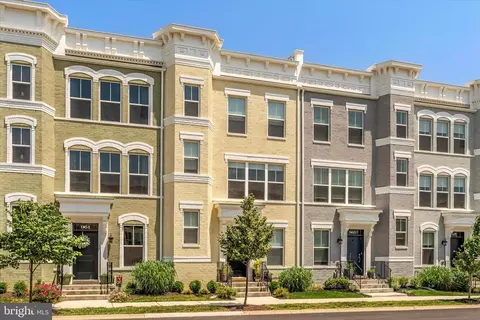 963 Holden Rd, Frederick, MD 21701