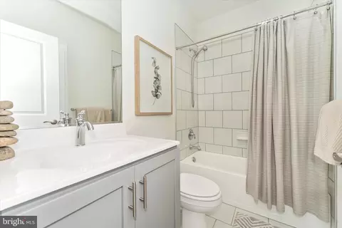 963 Holden Rd, Frederick, MD 21701 photo 10
