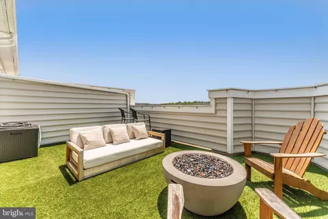 963 Holden Rd, Frederick, MD 21701 photo 6