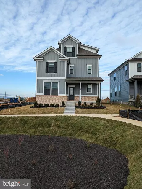 410 Constellation Ln, Frederick, MD 21701 photo 2