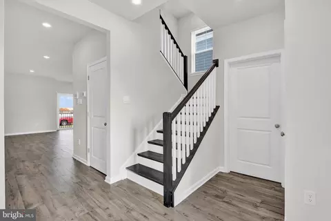 410 Constellation Ln, Frederick, MD 21701 photo 9