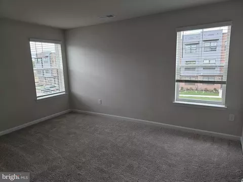 446 Constellation Ln, Frederick, MD 21701 photo 17