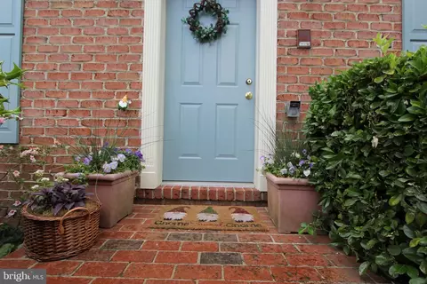 8389 Buckeye Ct, Frederick, MD 21702 photo 6