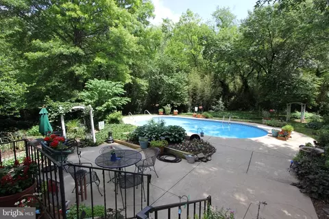 8389 Buckeye Ct, Frederick, MD 21702 photo 4