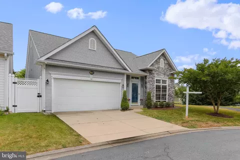 1017 Eastbourne Ter, Frederick, MD 21702 photo 2