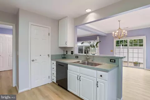 1017 Eastbourne Ter, Frederick, MD 21702 photo 5