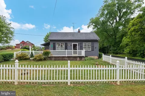4092 Rock Hall Rd # a, Point Of Rocks, MD 21777