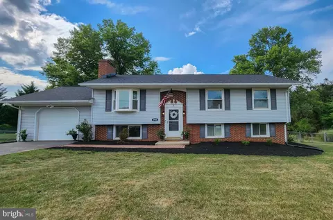 8406 Cub Hunt Ct, Walkersville, MD 21793