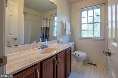 2011 Chapel Ct, Frederick, MD 21702 photo 20