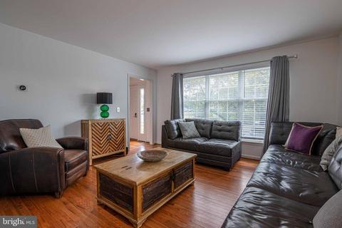 2011 Chapel Ct, Frederick, MD 21702 photo 12