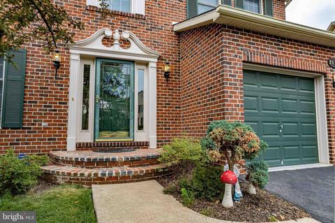 2011 Chapel Ct, Frederick, MD 21702 photo 2