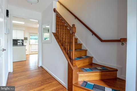 2011 Chapel Ct, Frederick, MD 21702 photo 6
