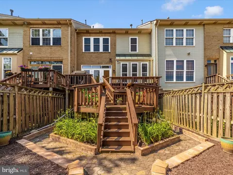 8041 Admiralty Pl, Frederick, MD 21701 photo 4