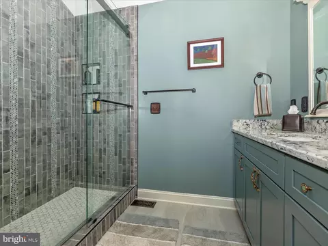 8041 Admiralty Pl, Frederick, MD 21701 photo 31