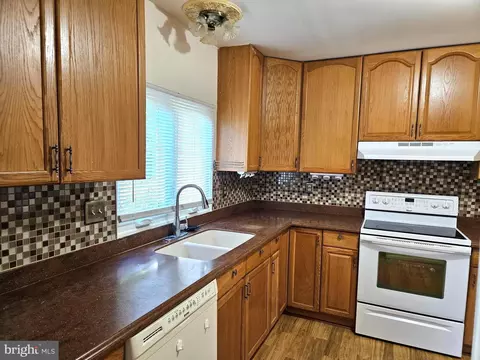 597 Over Ridge Dr, Frederick, MD 21703 photo 7
