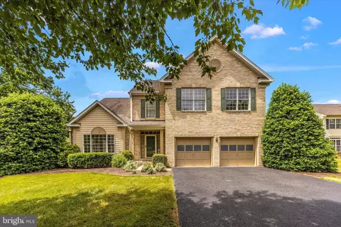 5610 Broadmoor Ter N, Ijamsville, MD 21754