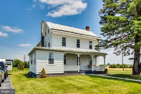 12329 Creagerstown Rd, Thurmont, MD 21788