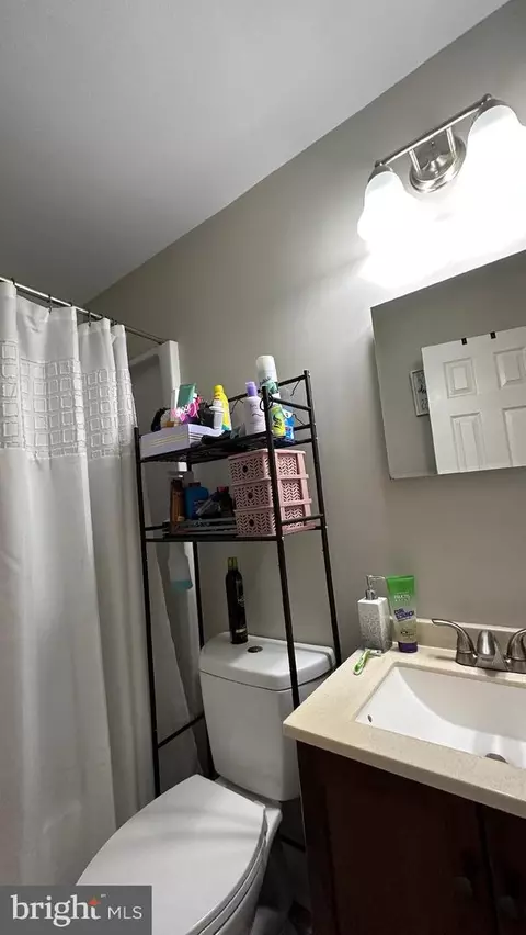 559 Lancaster Pl, Frederick, MD 21703 photo 11