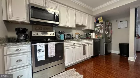 559 Lancaster Pl, Frederick, MD 21703 photo 10
