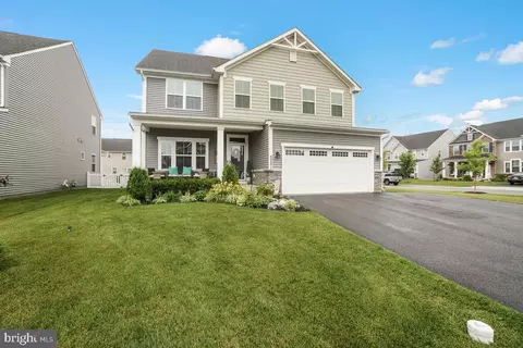 5251 American Beech St, Frederick, MD 21703 photo 2
