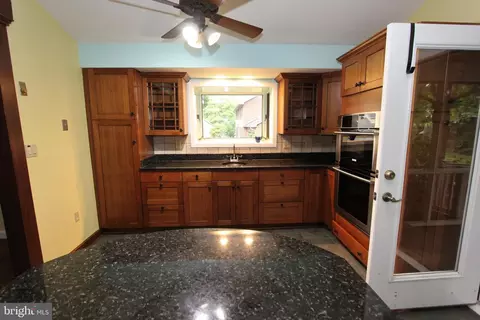 8388 Buckeye Ct, Frederick, MD 21702 photo 11