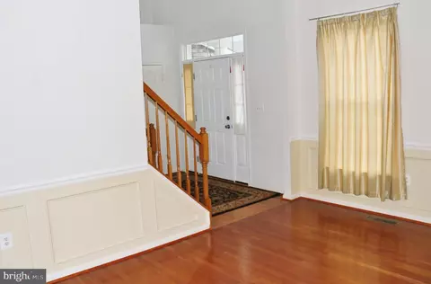 623 Bushytail Dr, Frederick, MD 21703 photo 2