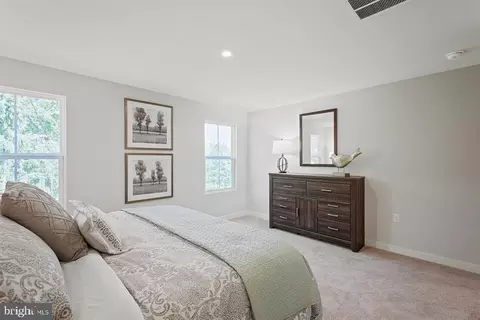 2582 Lamplighter Dr, Frederick, MD 21702 photo 15