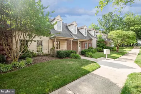107 Charleston Ln, Frederick, MD 21702