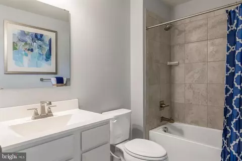 2574 Lamplighter Dr, Frederick, MD 21702 photo 9