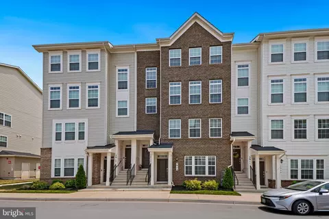 5913 Krantz Dr, Frederick, MD 21703