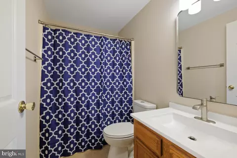 7983 Windsail Ct, Frederick, MD 21701 photo 17