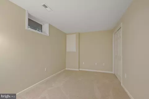 7983 Windsail Ct, Frederick, MD 21701 photo 23