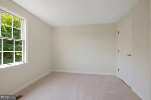 7983 Windsail Ct, Frederick, MD 21701 photo 16