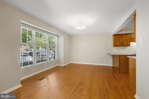 7983 Windsail Ct, Frederick, MD 21701 photo 3
