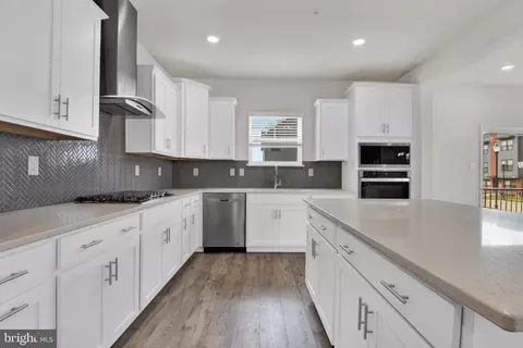 448 Constellation Ln, Frederick, MD 21701 photo 8