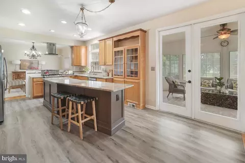 4903 Sutherland Dr, Frederick, MD 21703 photo 13