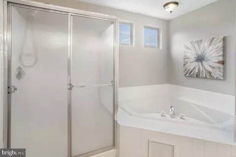 4903 Sutherland Dr, Frederick, MD 21703 photo 32