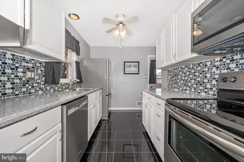 908 Cherokee Trl, Frederick, MD 21701 photo 11