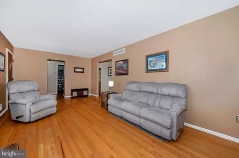 908 Cherokee Trl, Frederick, MD 21701 photo 6