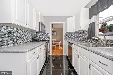 908 Cherokee Trl, Frederick, MD 21701 photo 16