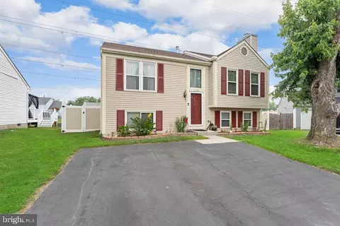 2142 Collingwood Ln, Frederick, MD 21702