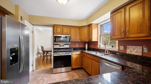 7213 E Sundown Ct, Frederick, MD 21702 photo 8