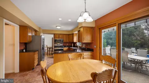 7213 E Sundown Ct, Frederick, MD 21702 photo 9