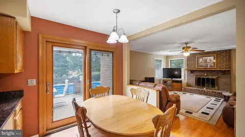 7213 E Sundown Ct, Frederick, MD 21702 photo 10