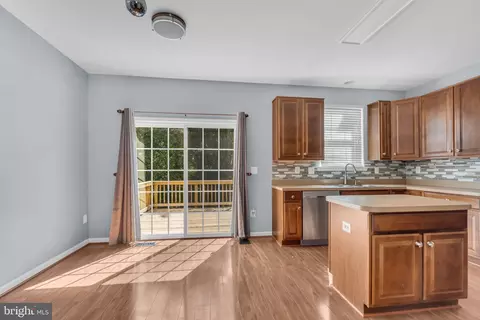 669 Tivoli Rd, Frederick, MD 21703 photo 7